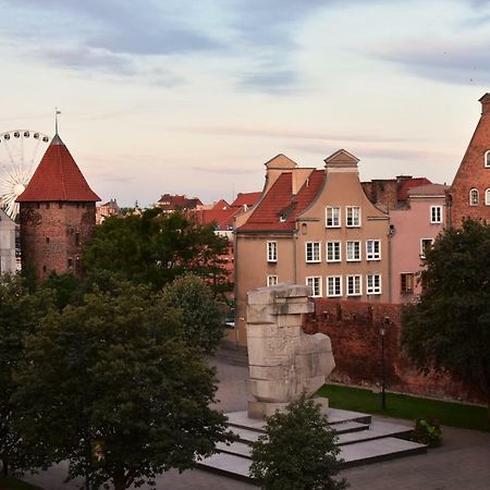 Hostel Przy Targu Rybnym Gdansk Exterior photo