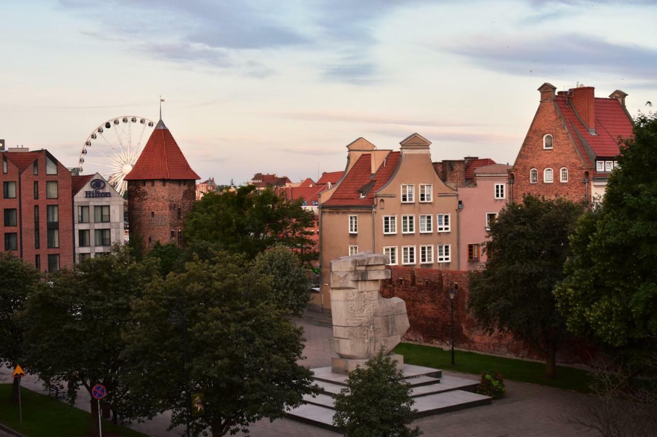 Hostel Przy Targu Rybnym Gdansk Exterior photo